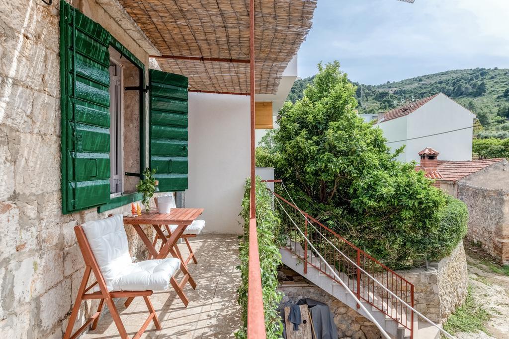 Apartments Bralic Vis Kültér fotó