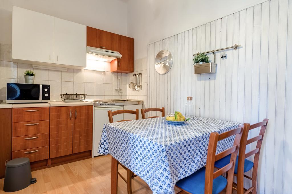 Apartments Bralic Vis Kültér fotó