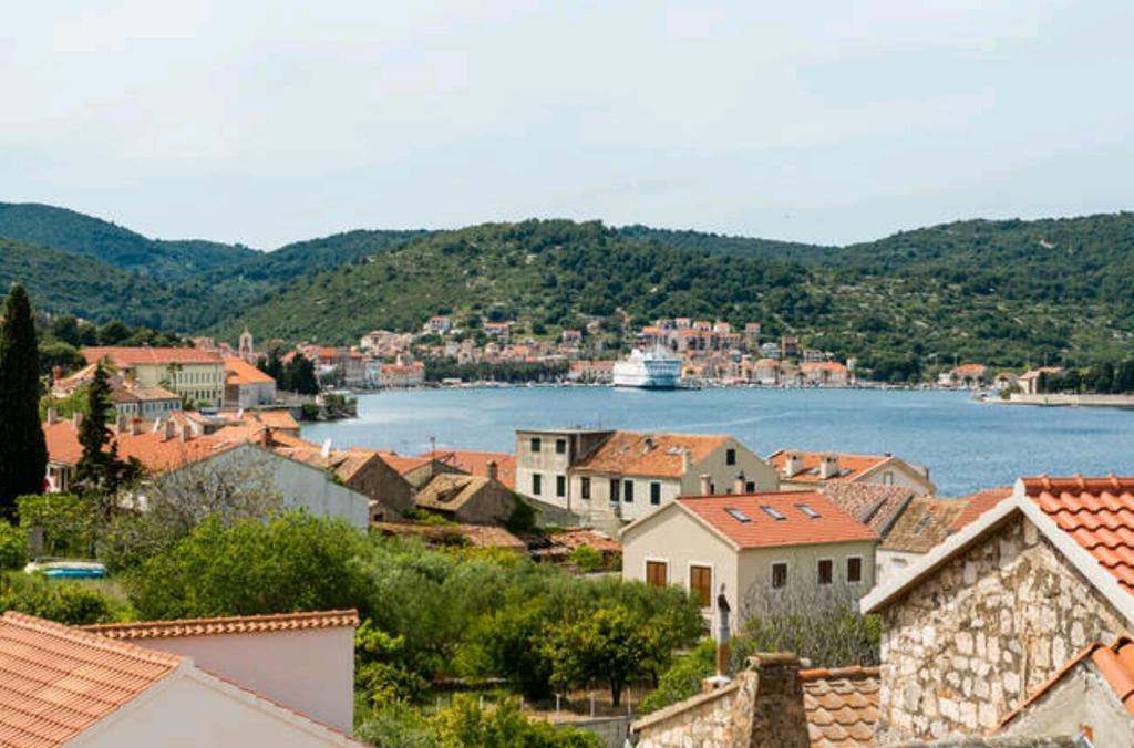 Apartments Bralic Vis Kültér fotó