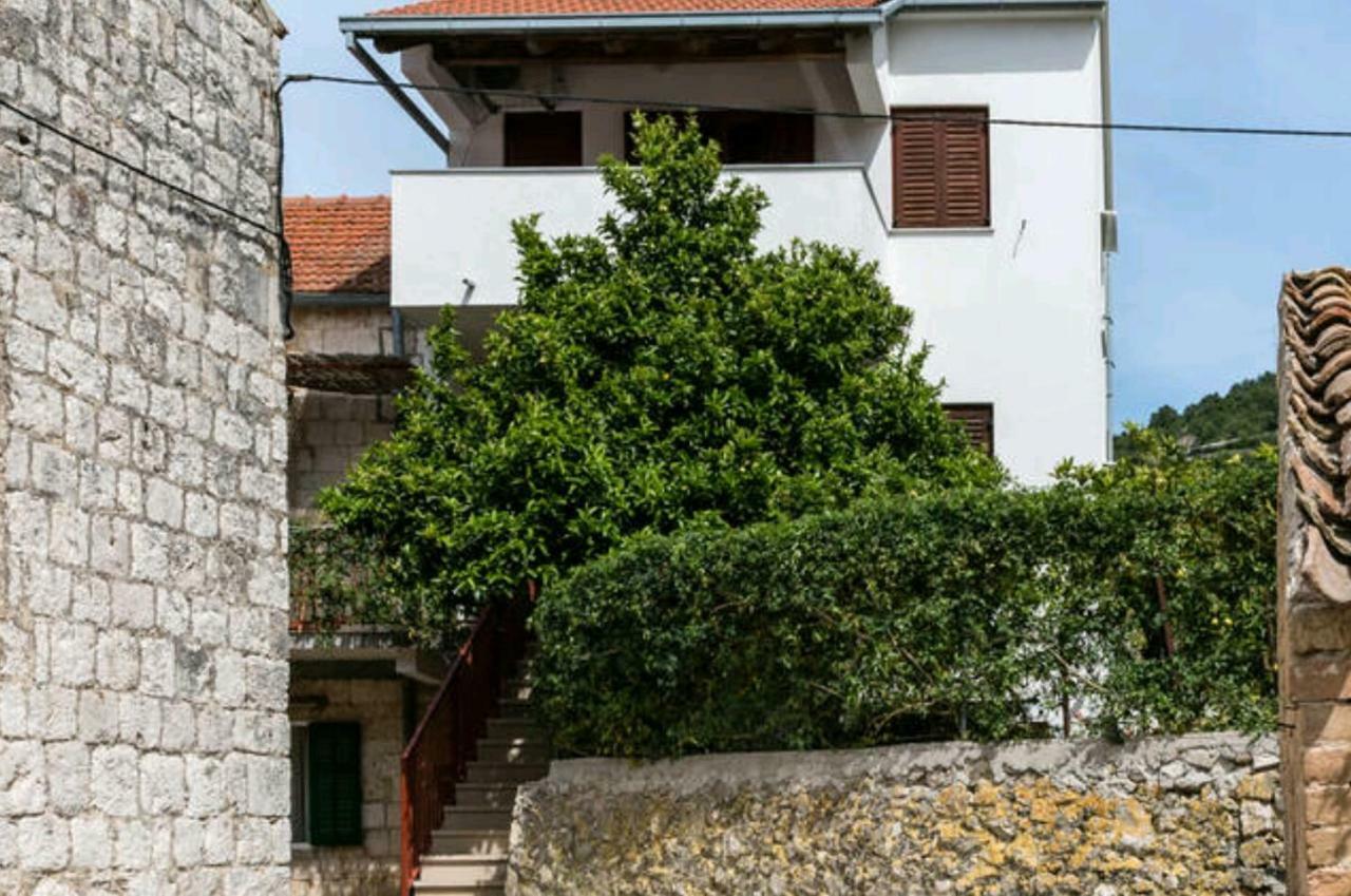 Apartments Bralic Vis Kültér fotó
